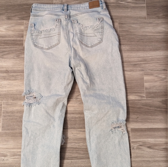 American Eagle Ripped Mom Jeans - Picture 2 of 4